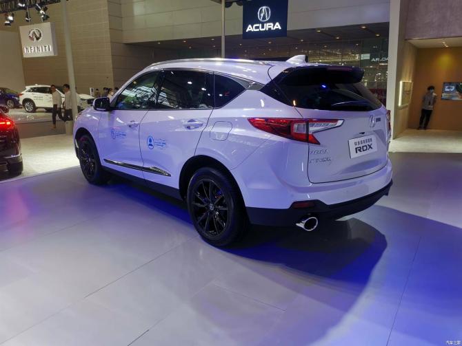 30084031c4b50ec13f2261.jpg image004.jpg