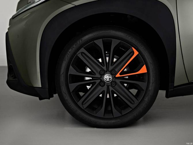 08083706d0eb3c18e46663.jpg image004.jpg