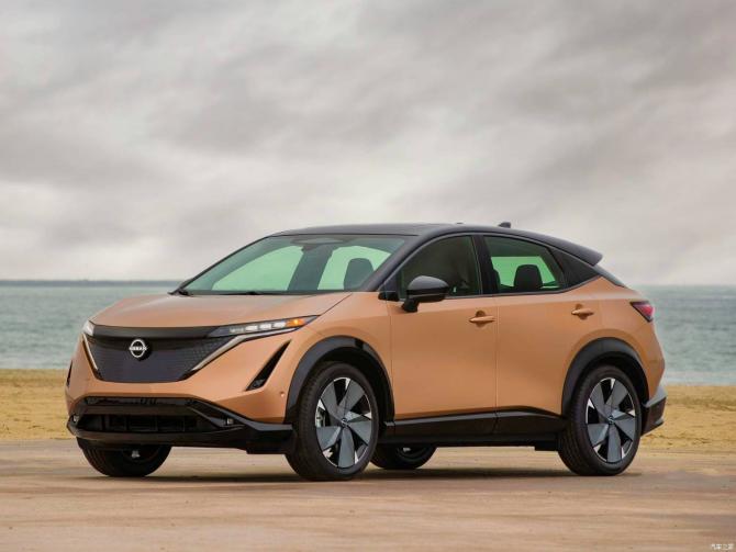 01090351454e617b874681.jpg image004.jpg