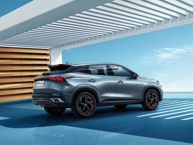 2317053618e06f02127043.jpg image003.jpg