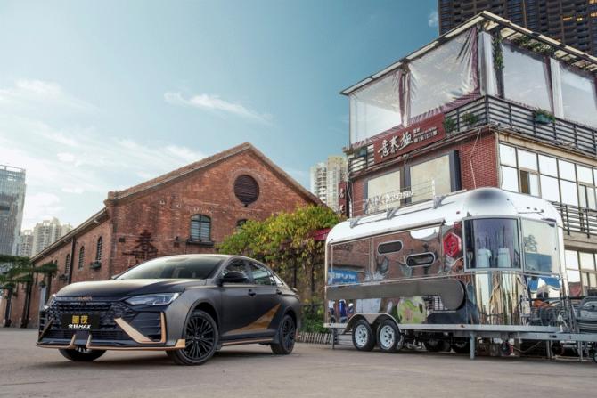 301118263695687b6d5704.gif image001.gif