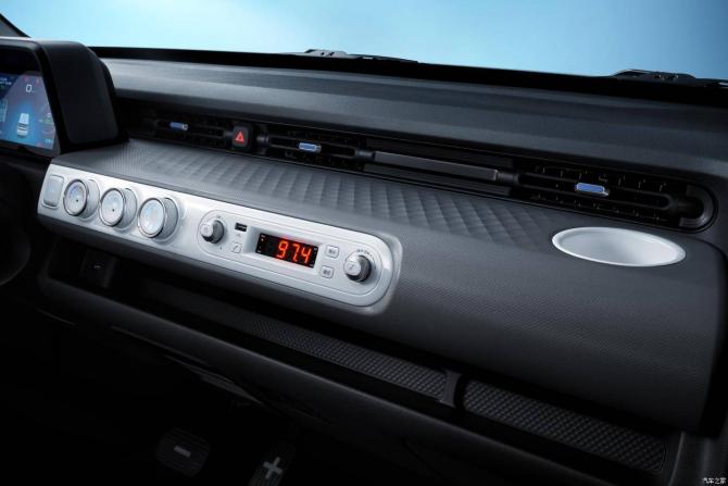 04083224f2695d06191120.jpg image002.jpg