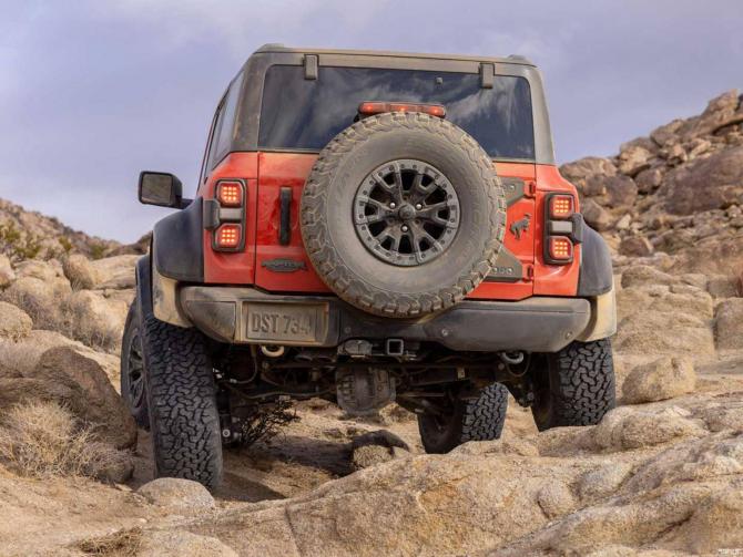 26083921d2ac19e7d18643.jpg image002.jpg