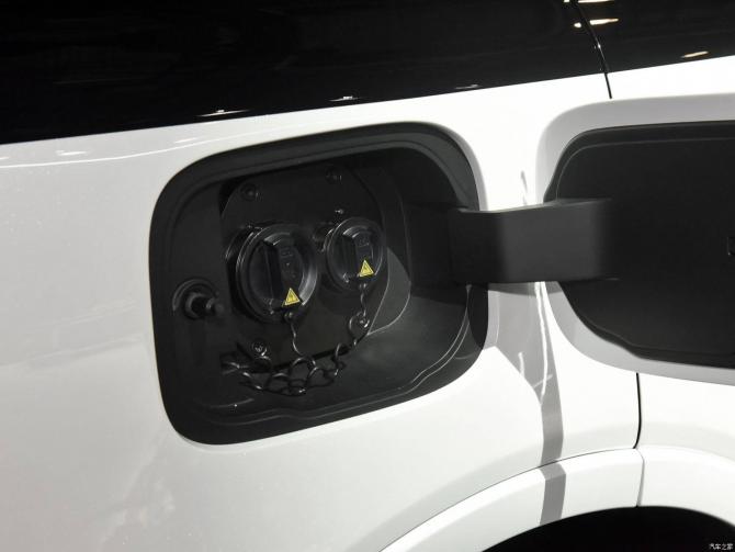 260830413f4215a6af4308.jpg image003.jpg