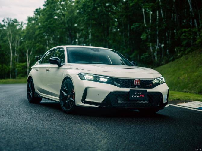 02083859321df43f884515.jpg image001.jpg