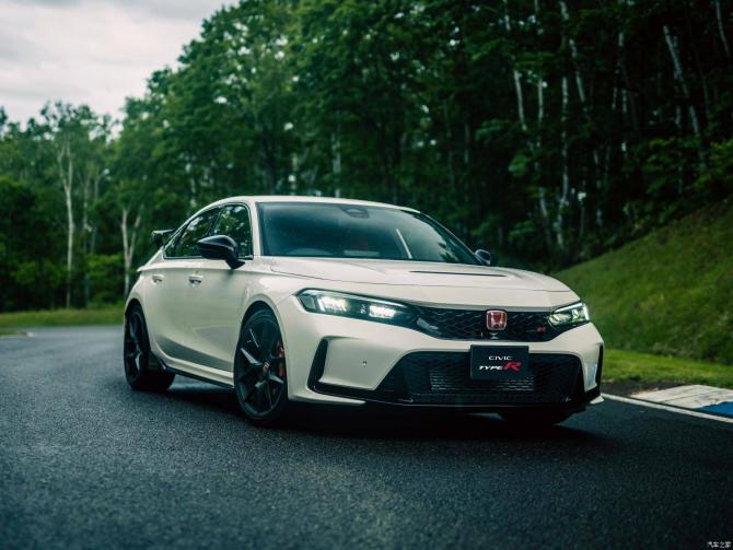 22084041f06e30341f1342.jpg image008.jpg