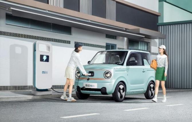 微型電車吉利熊貓mini正式上市 3.99萬元認(rèn)養(yǎng)回家-圖3