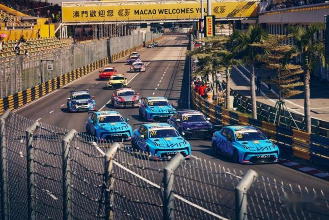 11100349afa88bb8b29493.jpg 4.jpg