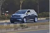 車長增加130mm 新款比亞迪海豚實車圖