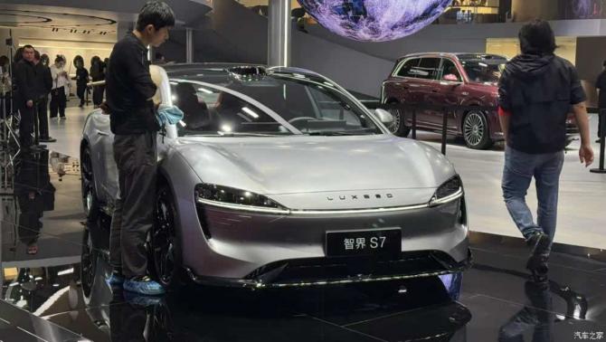 隨著2025上海車展開幕7755.png