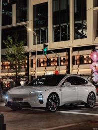 將于5-6月份上市 新款蔚來ET5實(shí)車諜照曝光