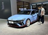 成都車展：現(xiàn)代Elantra N TCR Edition實(shí)車亮相