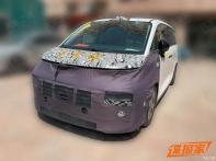 將采用增程動力 吉利銀河V900內(nèi)飾諜照曝光