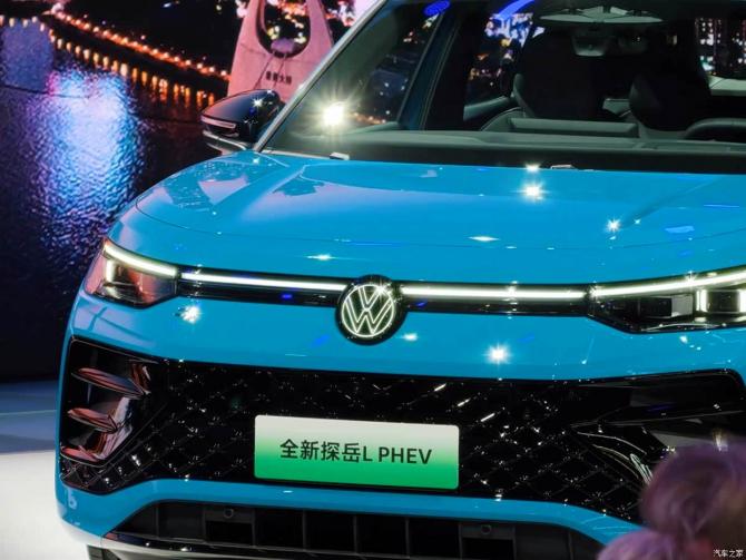 24083429e1d8f776b60158.jpg image003.jpg