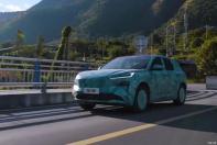 預(yù)計年內(nèi)上市/保留概念車設(shè)計 至境SUV官方諜照