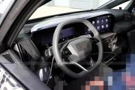 入門級(jí)純電SUV 全新奧迪A2 e-tron內(nèi)飾諜照